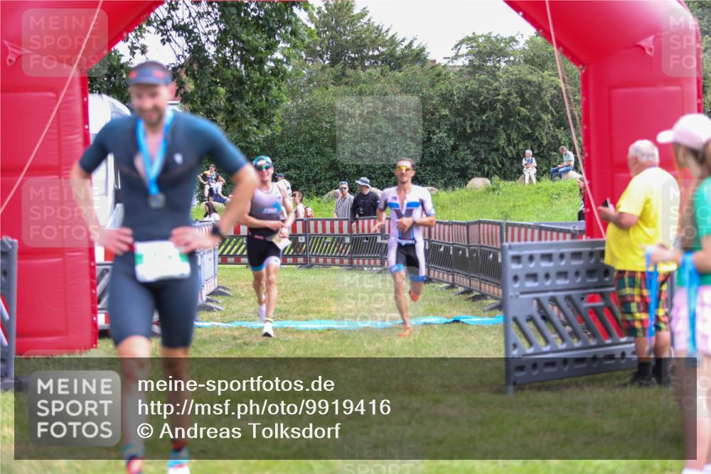 21.06.2026 - 29. Vierlanden-Triathlon Andreas Tolksdorf http://msf.ph/oto/9919416 21.06.2026 12:49:16 Ziel 79, 175, 920 meine-sportfotos.de
