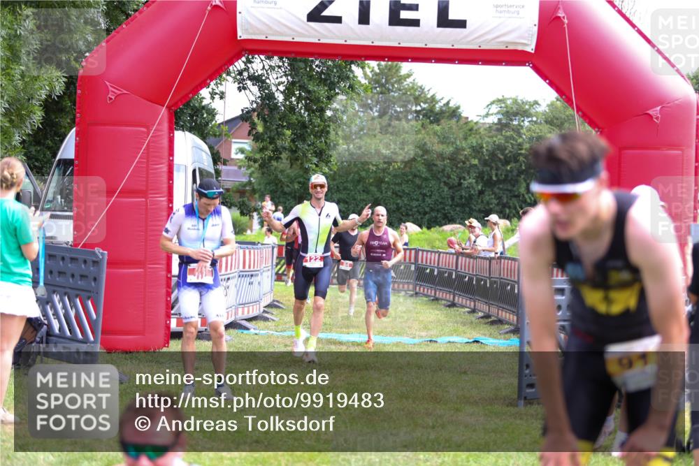 21.06.2026 - 29. Vierlanden-Triathlon Andreas Tolksdorf http://msf.ph/oto/9919483 21.06.2026 12:50:43 Ziel 84, 122, 910, 924, 942, 943, 955, 975 meine-sportfotos.de