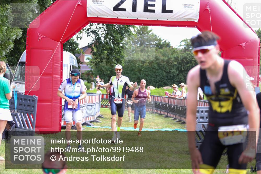 21.06.2026 - 29. Vierlanden-Triathlon Andreas Tolksdorf http://msf.ph/oto/9919488 21.06.2026 12:50:43 Ziel 84, 122, 910, 924, 942, 943, 955, 975 meine-sportfotos.de