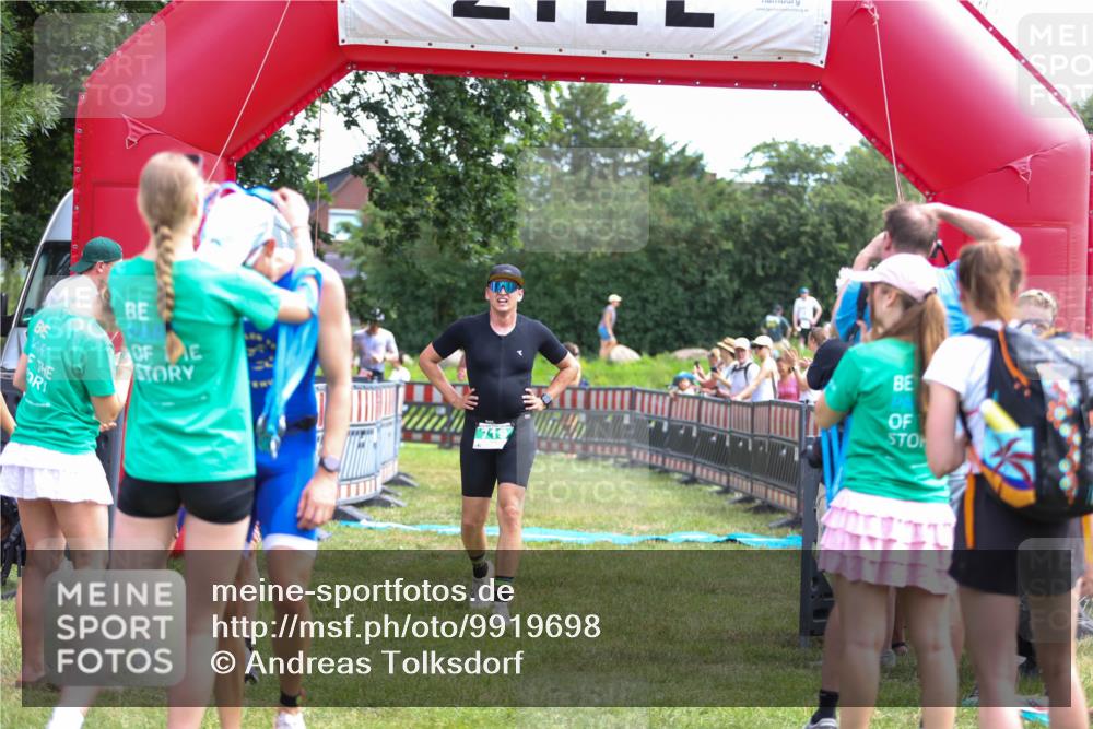 21.06.2026 - 29. Vierlanden-Triathlon Andreas Tolksdorf http://msf.ph/oto/9919698 21.06.2026 12:55:15 Ziel 68, 157, 719, 974 meine-sportfotos.de