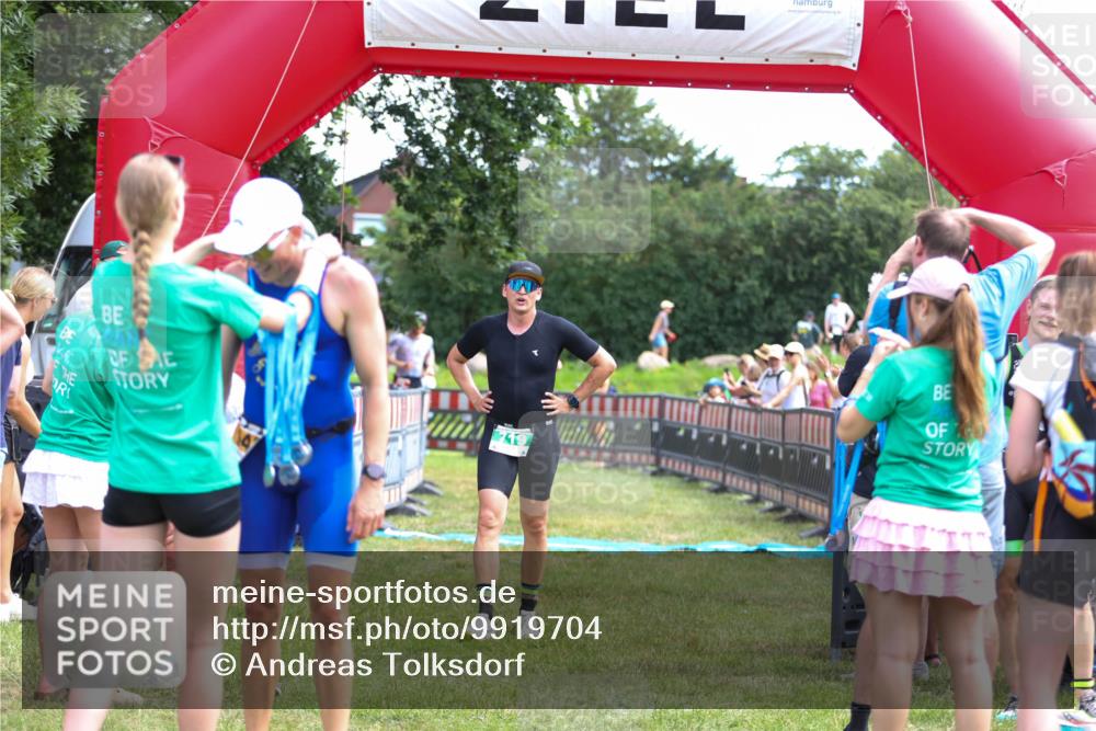 21.06.2026 - 29. Vierlanden-Triathlon Andreas Tolksdorf http://msf.ph/oto/9919704 21.06.2026 12:55:16 Ziel 68, 157, 296, 719, 974 meine-sportfotos.de