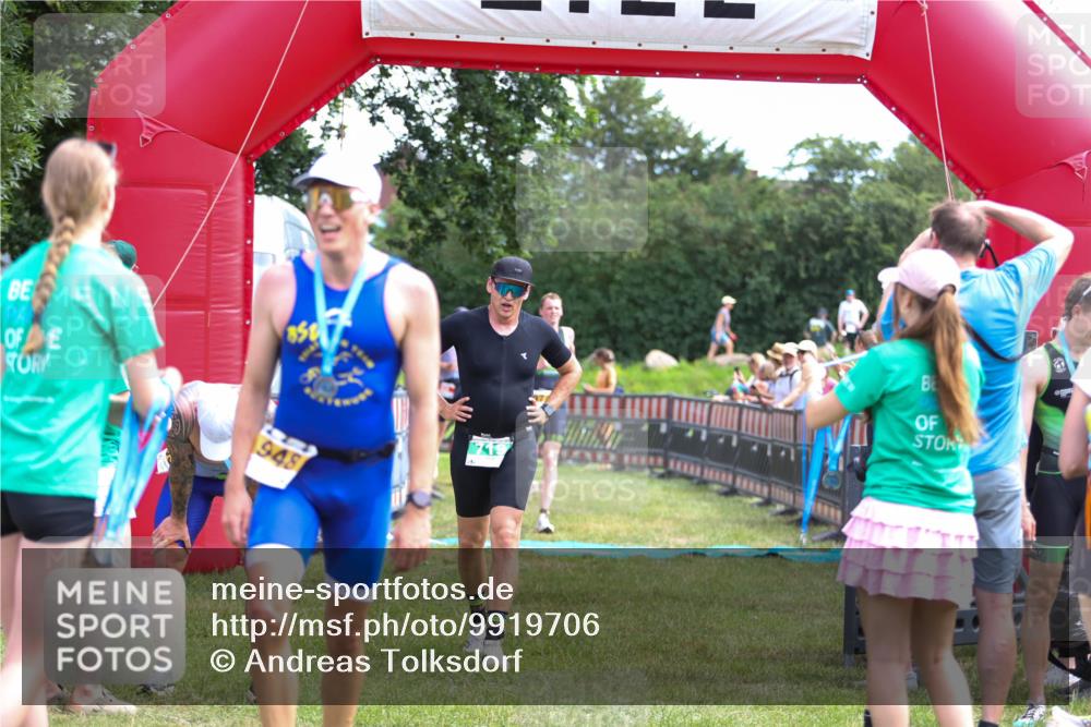21.06.2026 - 29. Vierlanden-Triathlon Andreas Tolksdorf http://msf.ph/oto/9919706 21.06.2026 12:55:17 Ziel 68, 157, 296, 719, 974 meine-sportfotos.de