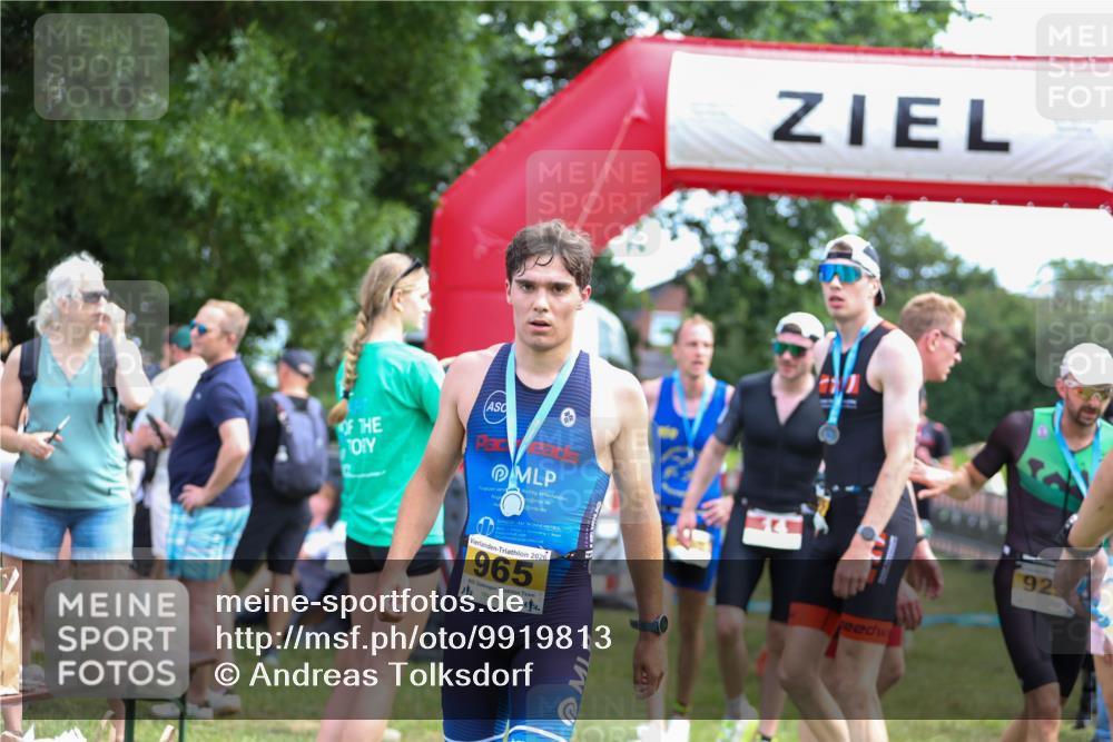 21.06.2026 - 29. Vierlanden-Triathlon Andreas Tolksdorf http://msf.ph/oto/9919813 21.06.2026 12:57:24 Ziel 88, 721, 973 meine-sportfotos.de