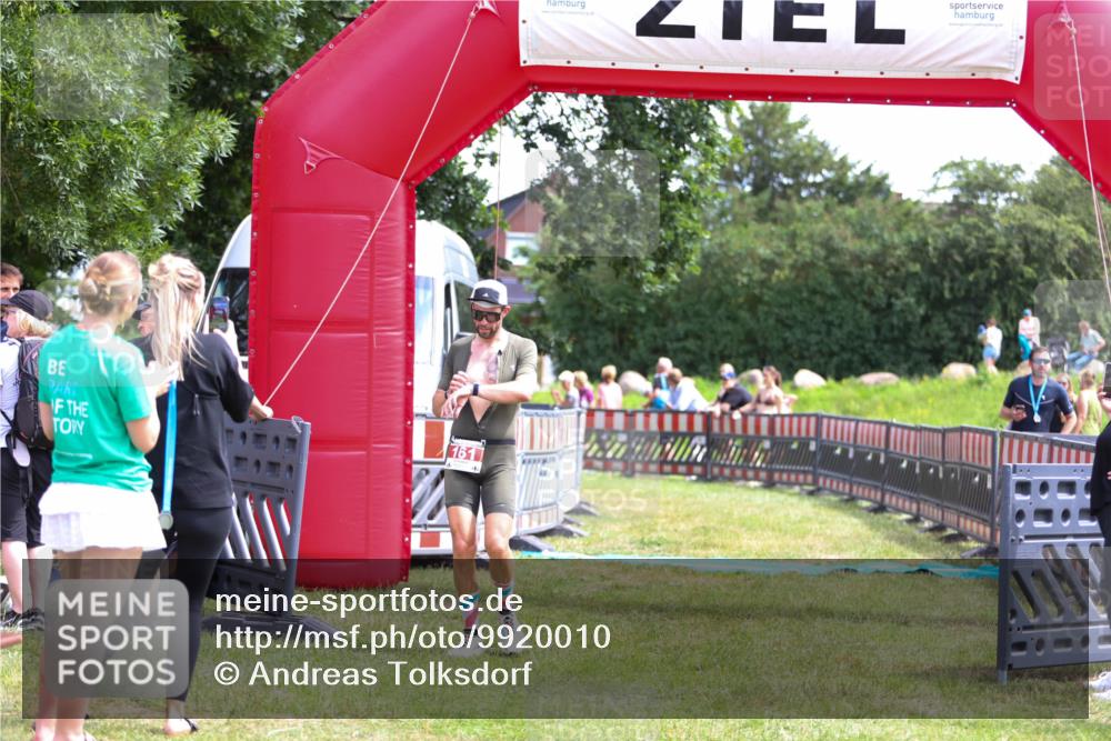 21.06.2026 - 29. Vierlanden-Triathlon Andreas Tolksdorf http://msf.ph/oto/9920010 21.06.2026 13:01:51 Ziel 161 meine-sportfotos.de