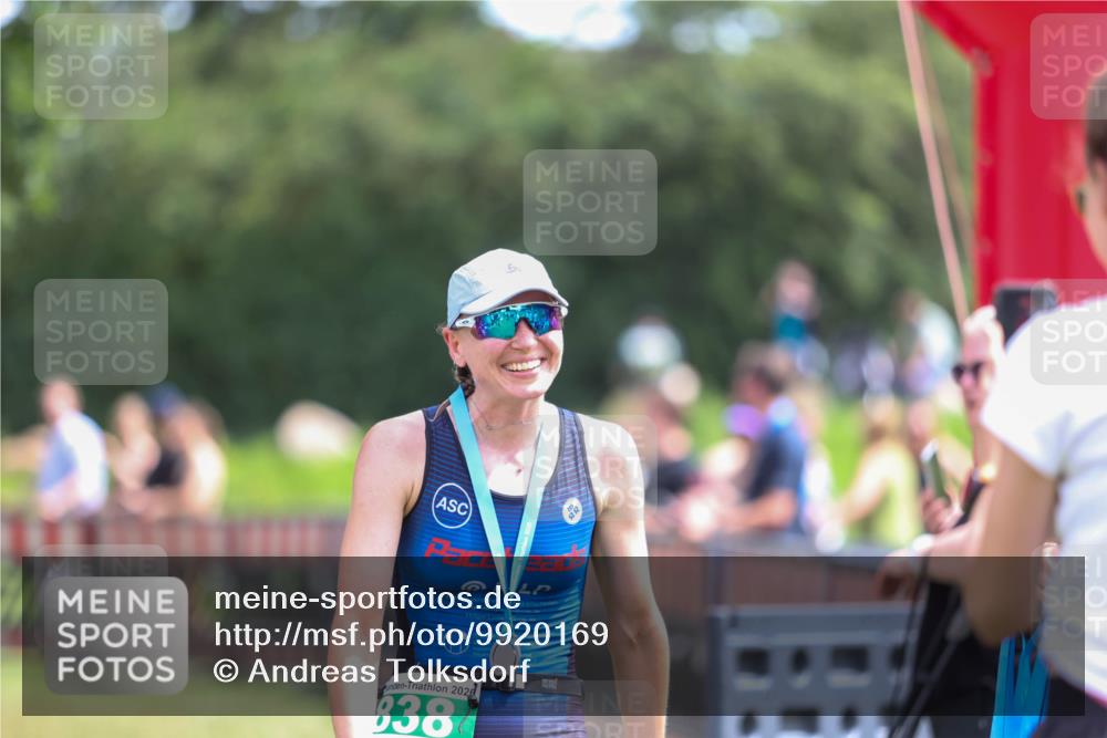 21.06.2026 - 29. Vierlanden-Triathlon Andreas Tolksdorf http://msf.ph/oto/9920169 21.06.2026 13:06:02 Ziel 121 meine-sportfotos.de