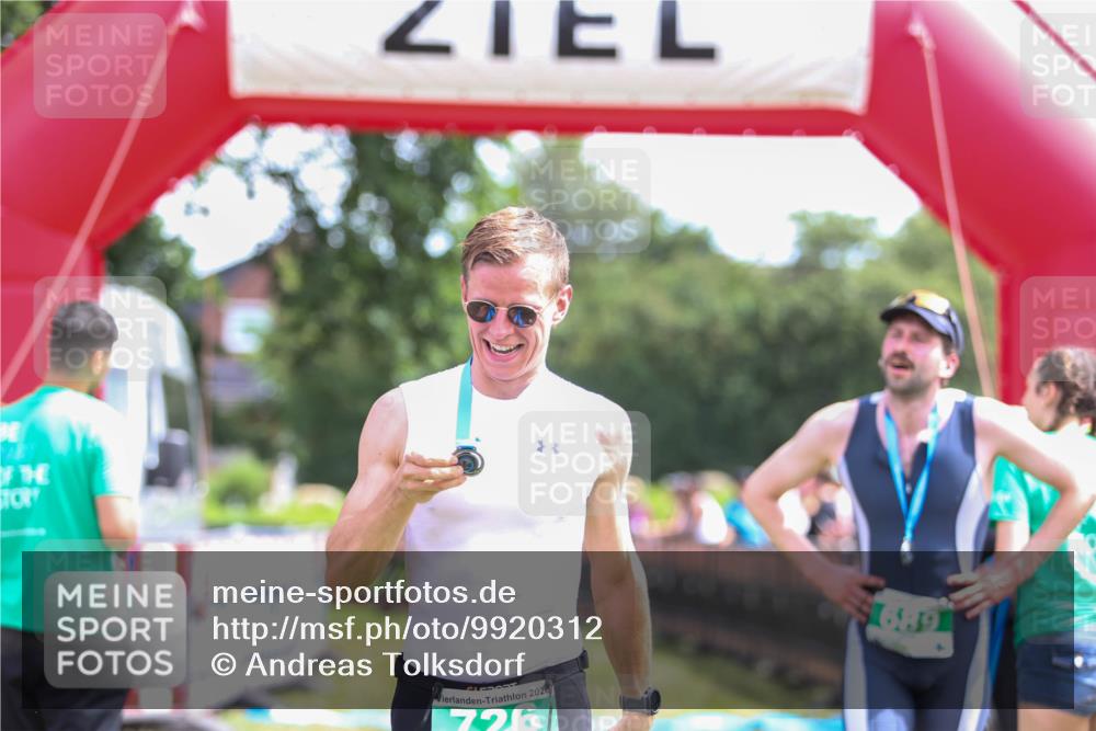 21.06.2026 - 29. Vierlanden-Triathlon Andreas Tolksdorf http://msf.ph/oto/9920312 21.06.2026 13:08:51 Ziel 173, 712 meine-sportfotos.de