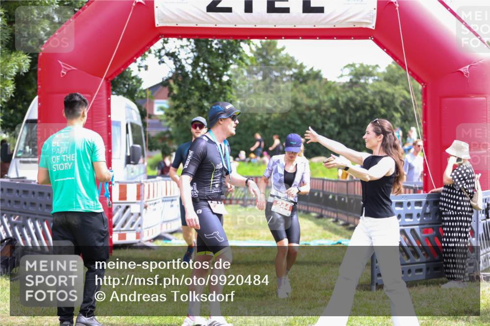 21.06.2026 - 29. Vierlanden-Triathlon Andreas Tolksdorf http://msf.ph/oto/9920484 21.06.2026 13:14:18 Ziel 29, 244 meine-sportfotos.de