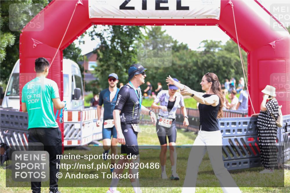 21.06.2026 - 29. Vierlanden-Triathlon Andreas Tolksdorf http://msf.ph/oto/9920486 21.06.2026 13:14:18 Ziel 29, 244 meine-sportfotos.de