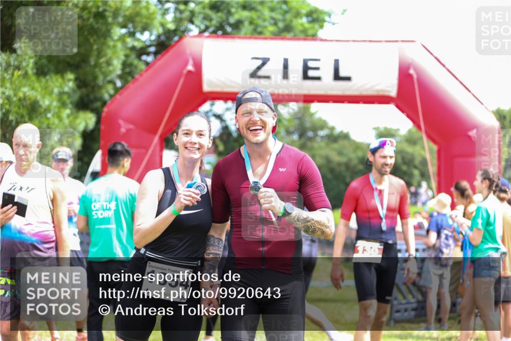 21.06.2026 - 29. Vierlanden-Triathlon Andreas Tolksdorf http://msf.ph/oto/9920643 21.06.2026 13:17:36 Ziel 253, 744 meine-sportfotos.de