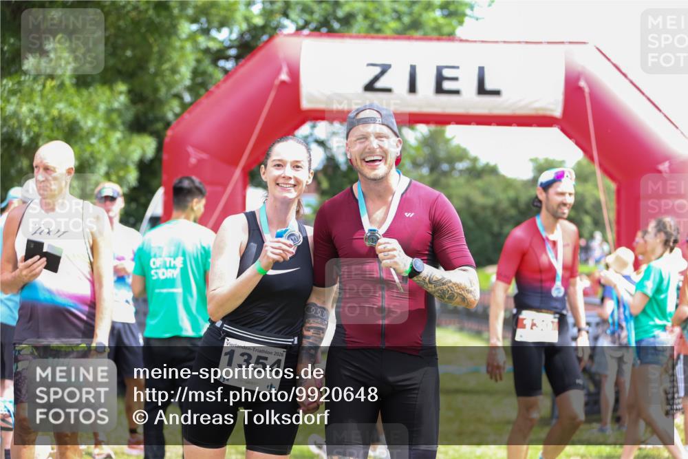 21.06.2026 - 29. Vierlanden-Triathlon Andreas Tolksdorf http://msf.ph/oto/9920648 21.06.2026 13:17:37 Ziel 253, 744 meine-sportfotos.de