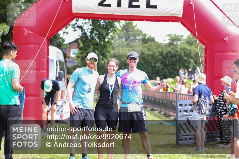 21.06.2026 - 29. Vierlanden-Triathlon Andreas Tolksdorf http://msf.ph/oto/9920674 21.06.2026 13:18:01 Ziel 50, 659 meine-sportfotos.de
