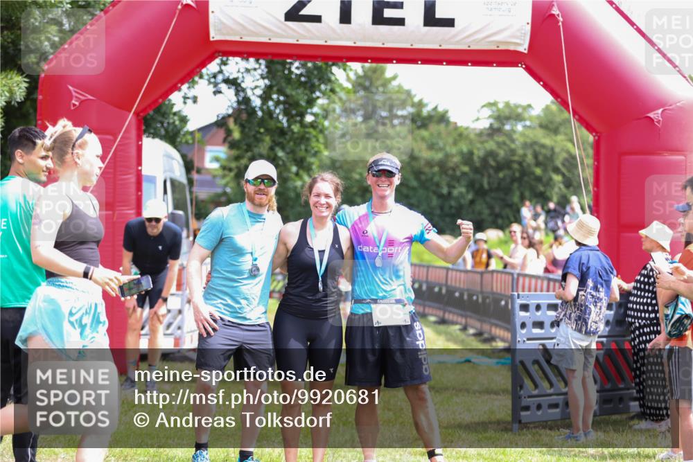 21.06.2026 - 29. Vierlanden-Triathlon Andreas Tolksdorf http://msf.ph/oto/9920681 21.06.2026 13:18:01 Ziel 50, 659 meine-sportfotos.de