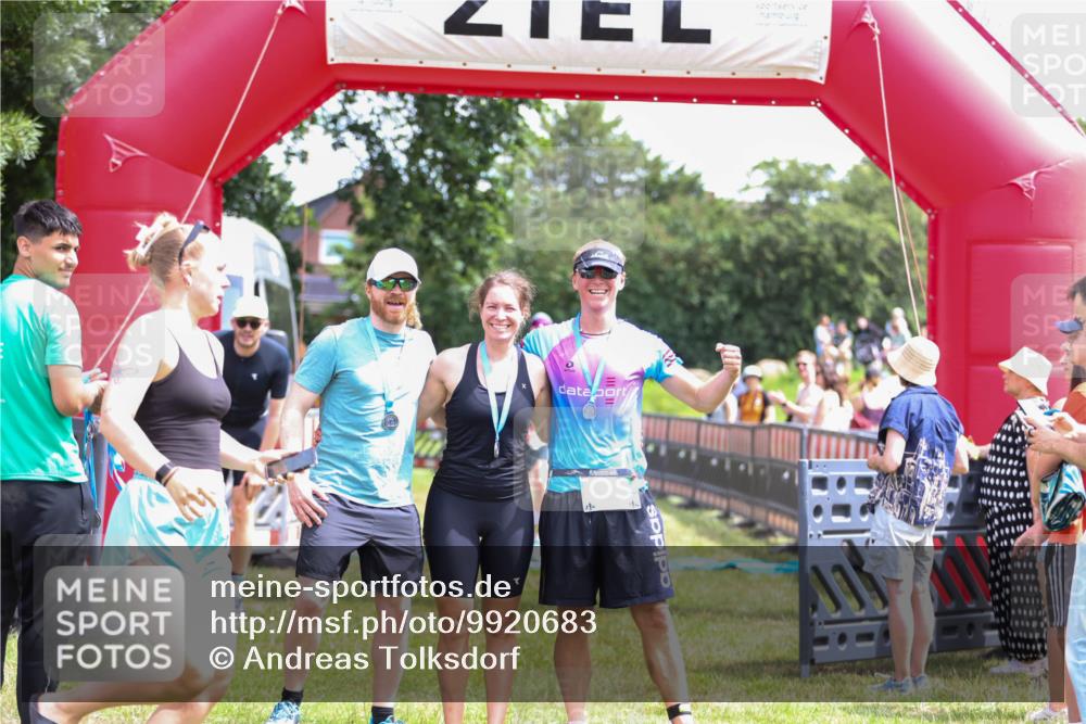 21.06.2026 - 29. Vierlanden-Triathlon Andreas Tolksdorf http://msf.ph/oto/9920683 21.06.2026 13:18:01 Ziel 50, 659 meine-sportfotos.de
