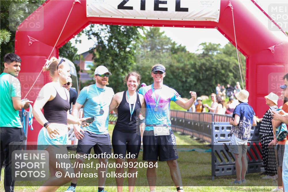 21.06.2026 - 29. Vierlanden-Triathlon Andreas Tolksdorf http://msf.ph/oto/9920684 21.06.2026 13:18:01 Ziel 50, 659 meine-sportfotos.de