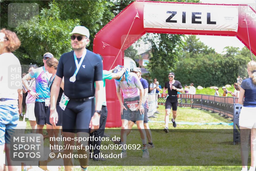 21.06.2026 - 29. Vierlanden-Triathlon Andreas Tolksdorf http://msf.ph/oto/9920692 21.06.2026 13:18:12 Ziel 659, 742, 798 meine-sportfotos.de