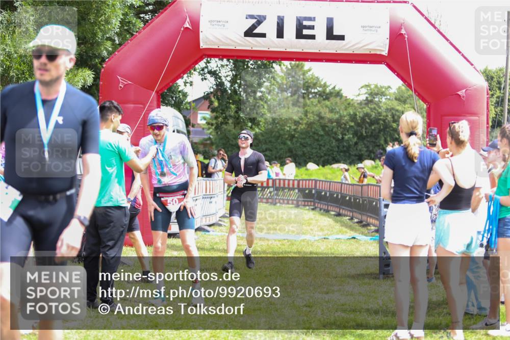 21.06.2026 - 29. Vierlanden-Triathlon Andreas Tolksdorf http://msf.ph/oto/9920693 21.06.2026 13:18:12 Ziel 659, 742, 798 meine-sportfotos.de