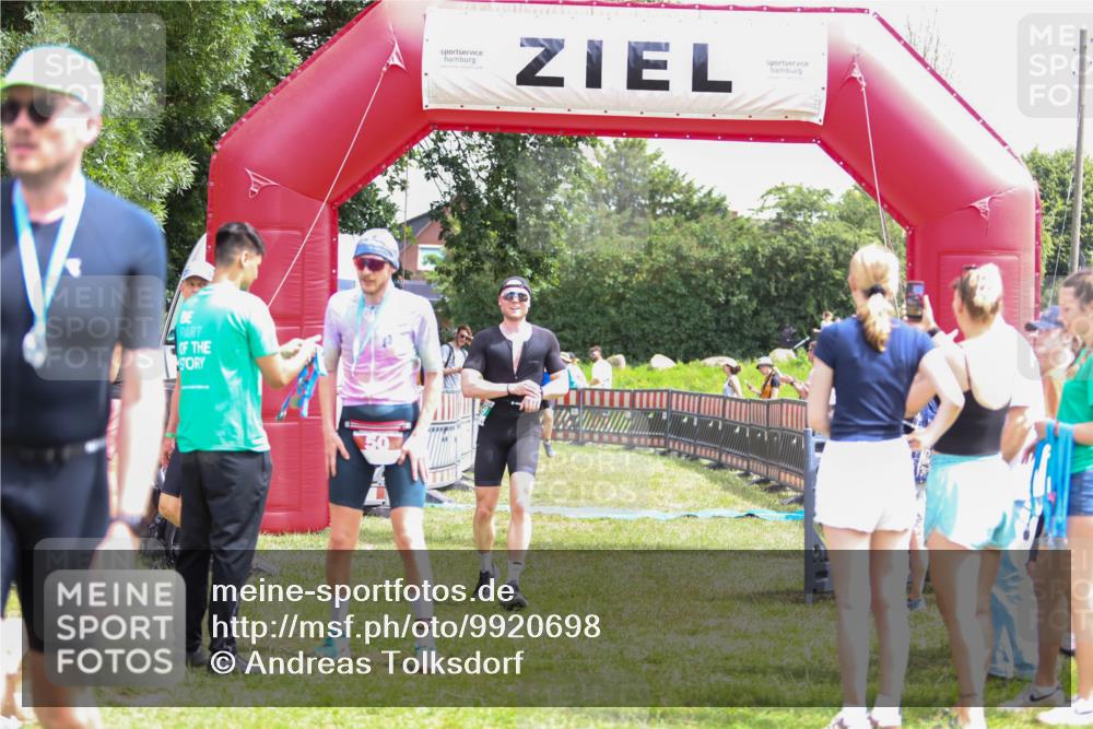 21.06.2026 - 29. Vierlanden-Triathlon Andreas Tolksdorf http://msf.ph/oto/9920698 21.06.2026 13:18:13 Ziel 659, 742, 798 meine-sportfotos.de