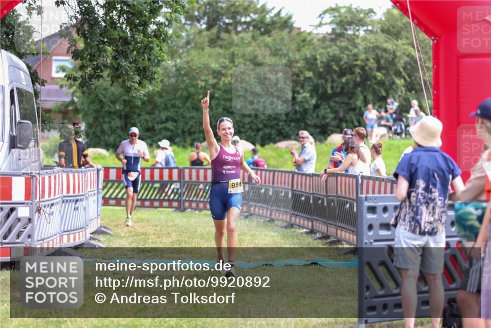 21.06.2026 - 29. Vierlanden-Triathlon Andreas Tolksdorf http://msf.ph/oto/9920892 21.06.2026 13:22:02 Ziel 195, 740, 984 meine-sportfotos.de