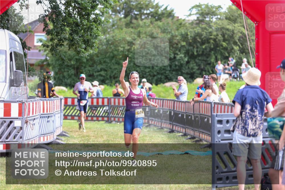 21.06.2026 - 29. Vierlanden-Triathlon Andreas Tolksdorf http://msf.ph/oto/9920895 21.06.2026 13:22:02 Ziel 195, 740, 984 meine-sportfotos.de