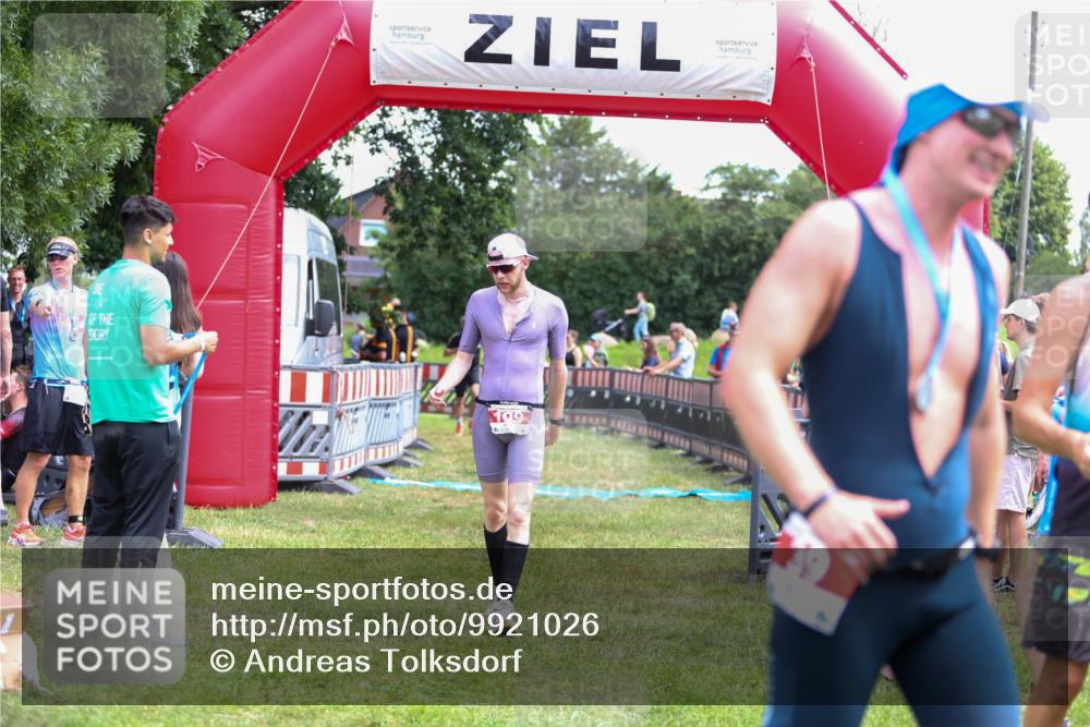 21.06.2026 - 29. Vierlanden-Triathlon Andreas Tolksdorf http://msf.ph/oto/9921026 21.06.2026 13:23:30 Ziel 109, 780 meine-sportfotos.de