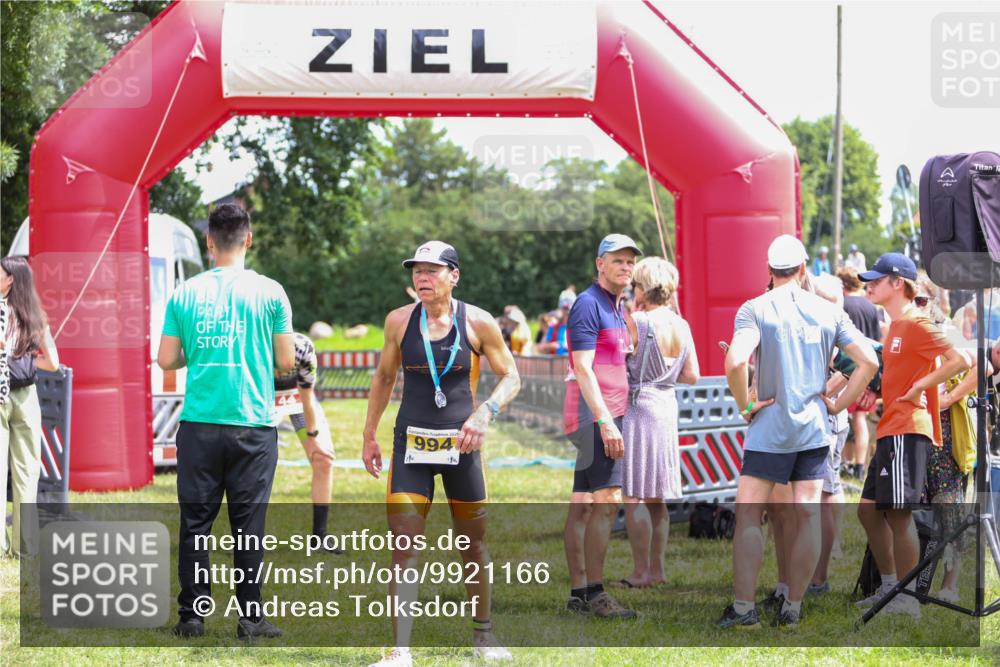 21.06.2026 - 29. Vierlanden-Triathlon Andreas Tolksdorf http://msf.ph/oto/9921166 21.06.2026 13:25:52 Ziel 287 meine-sportfotos.de