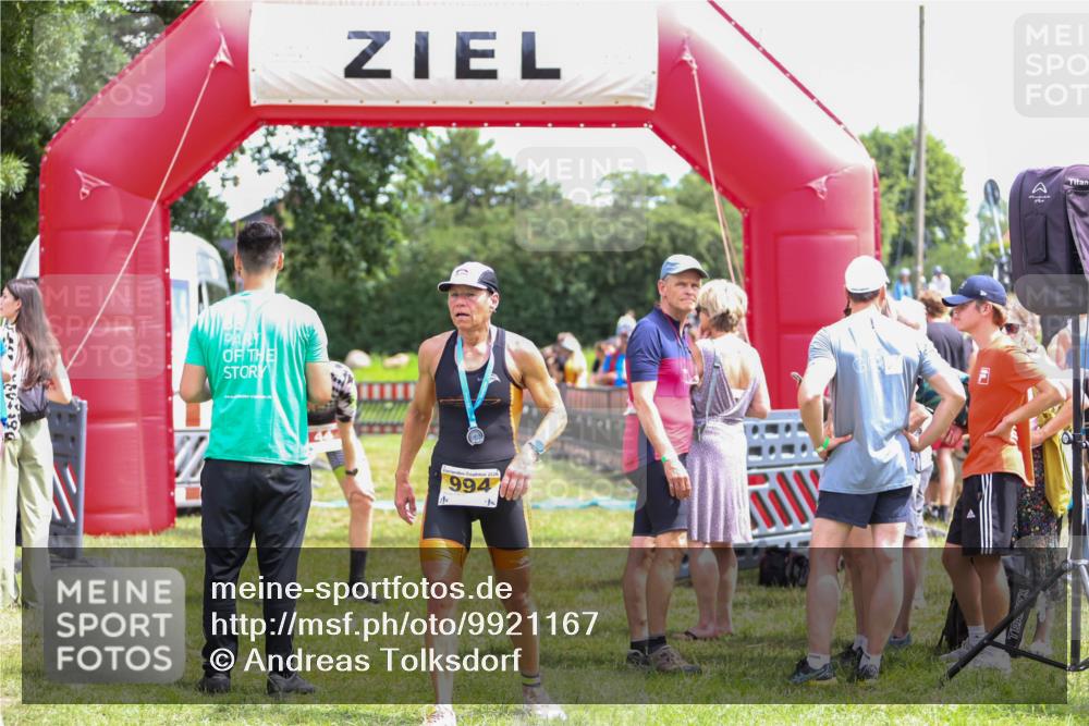 21.06.2026 - 29. Vierlanden-Triathlon Andreas Tolksdorf http://msf.ph/oto/9921167 21.06.2026 13:25:52 Ziel 287 meine-sportfotos.de