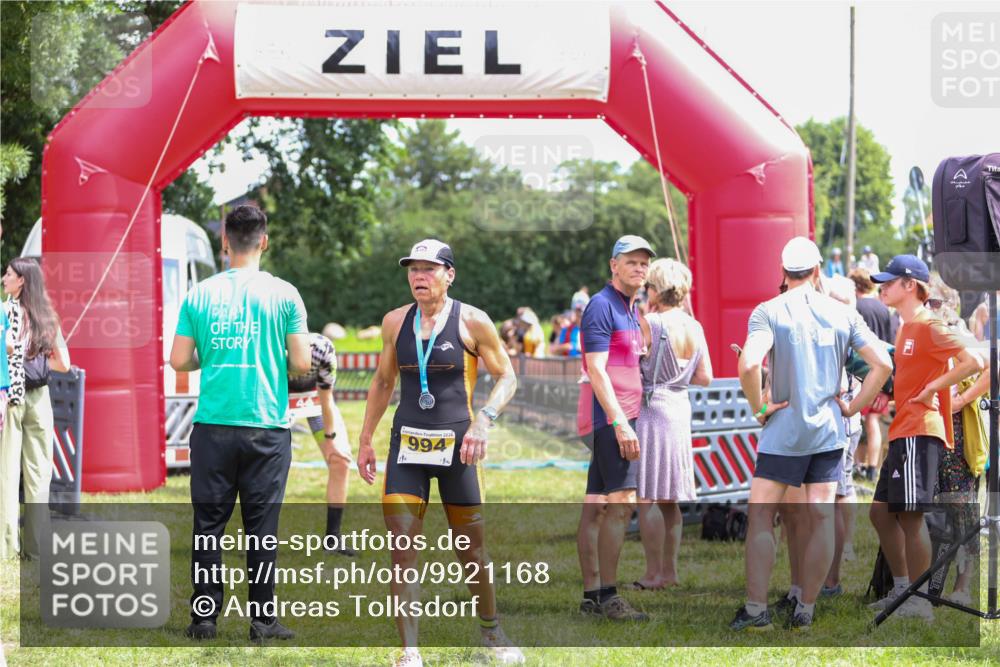 21.06.2026 - 29. Vierlanden-Triathlon Andreas Tolksdorf http://msf.ph/oto/9921168 21.06.2026 13:25:52 Ziel 287 meine-sportfotos.de
