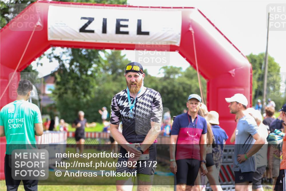 21.06.2026 - 29. Vierlanden-Triathlon Andreas Tolksdorf http://msf.ph/oto/9921172 21.06.2026 13:26:00 Ziel 287, 656 meine-sportfotos.de