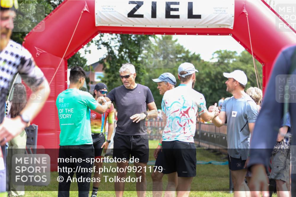 21.06.2026 - 29. Vierlanden-Triathlon Andreas Tolksdorf http://msf.ph/oto/9921179 21.06.2026 13:26:13 Ziel 135 meine-sportfotos.de