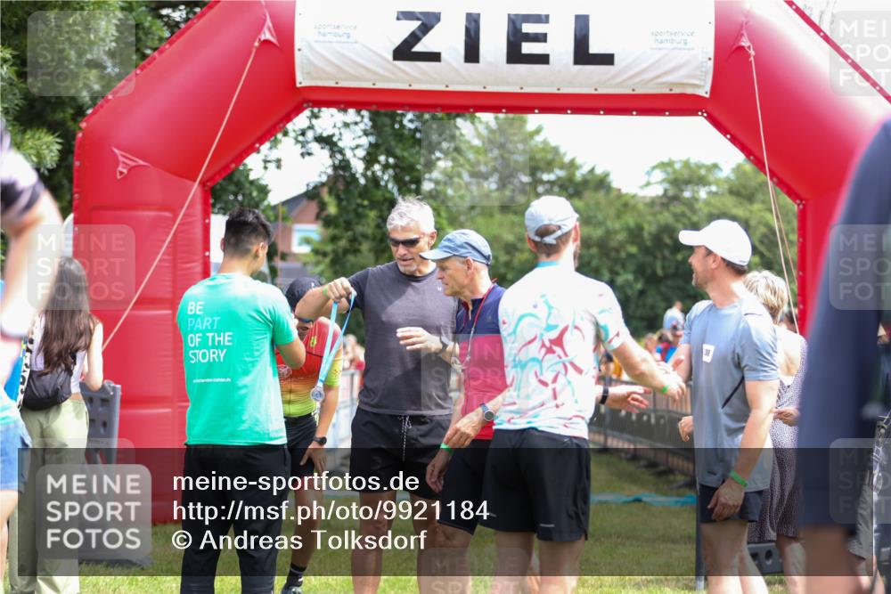 21.06.2026 - 29. Vierlanden-Triathlon Andreas Tolksdorf http://msf.ph/oto/9921184 21.06.2026 13:26:13 Ziel 135 meine-sportfotos.de