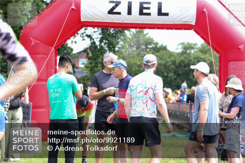 21.06.2026 - 29. Vierlanden-Triathlon Andreas Tolksdorf http://msf.ph/oto/9921189 21.06.2026 13:26:14 Ziel 135 meine-sportfotos.de