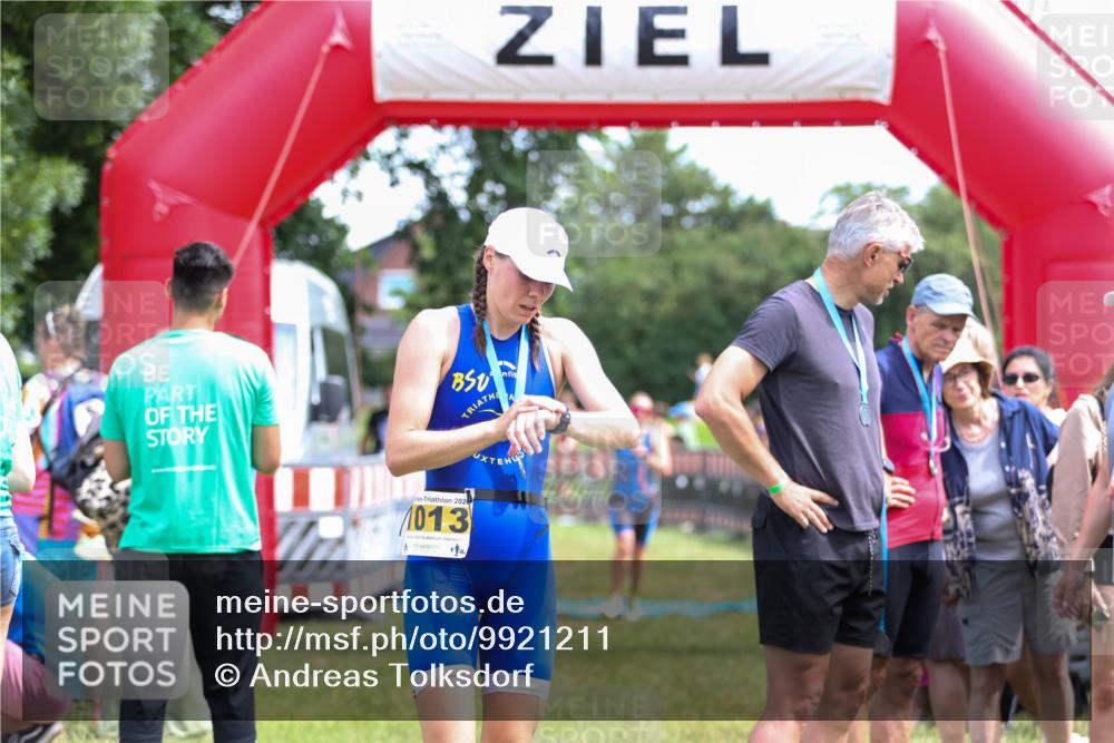 21.06.2026 - 29. Vierlanden-Triathlon Andreas Tolksdorf http://msf.ph/oto/9921211 21.06.2026 13:26:52 Ziel 242, 992 meine-sportfotos.de