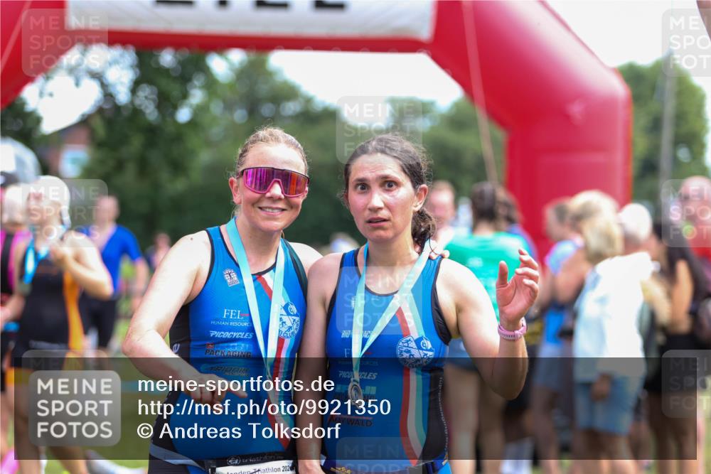 21.06.2026 - 29. Vierlanden-Triathlon Andreas Tolksdorf http://msf.ph/oto/9921350 21.06.2026 13:29:01 Ziel 648, 746, 901, 1004 meine-sportfotos.de