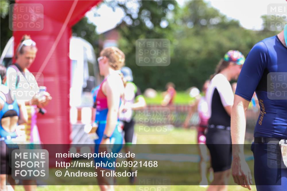 21.06.2026 - 29. Vierlanden-Triathlon Andreas Tolksdorf http://msf.ph/oto/9921468 21.06.2026 13:31:56 Ziel 163, 1021 meine-sportfotos.de