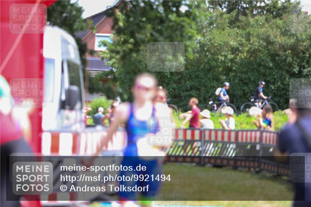 21.06.2026 - 29. Vierlanden-Triathlon Andreas Tolksdorf http://msf.ph/oto/9921494 21.06.2026 13:32:25 Ziel 769, 804, 900, 987, 1003, 1010 meine-sportfotos.de