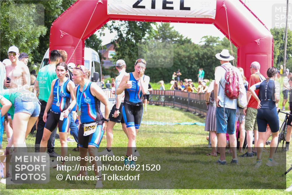 21.06.2026 - 29. Vierlanden-Triathlon Andreas Tolksdorf http://msf.ph/oto/9921520 21.06.2026 13:33:08 Ziel 172, 844, 872, 882, 897 meine-sportfotos.de