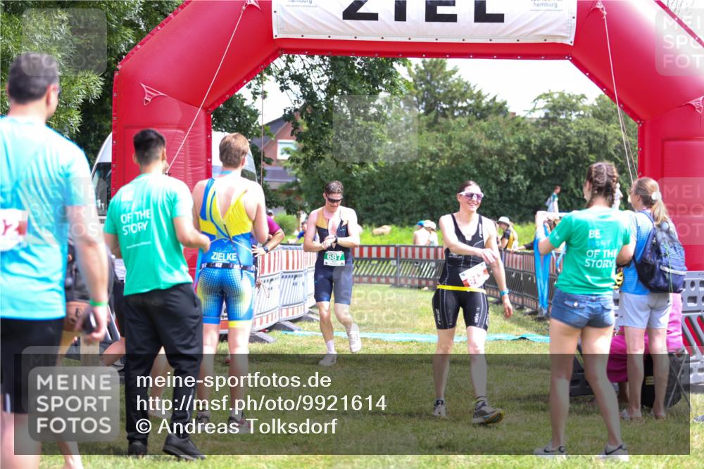 21.06.2026 - 29. Vierlanden-Triathlon Andreas Tolksdorf http://msf.ph/oto/9921614 21.06.2026 13:36:00 Ziel 153, 278, 687, 723 meine-sportfotos.de