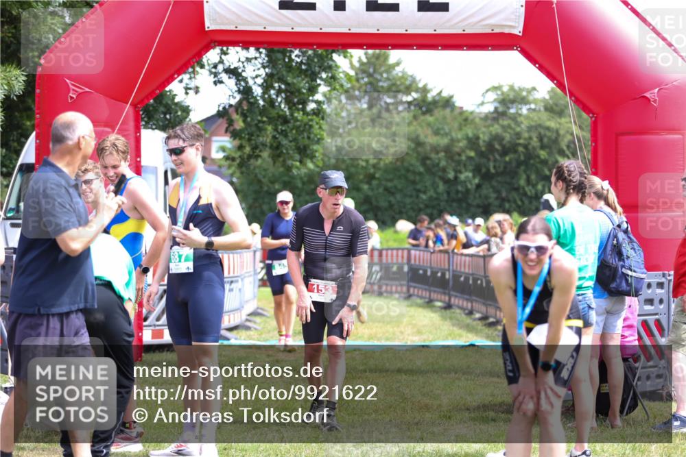 21.06.2026 - 29. Vierlanden-Triathlon Andreas Tolksdorf http://msf.ph/oto/9921622 21.06.2026 13:36:14 Ziel 5, 845 meine-sportfotos.de