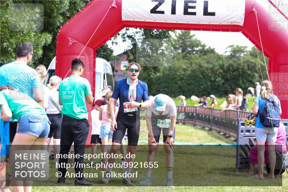 21.06.2026 - 29. Vierlanden-Triathlon Andreas Tolksdorf http://msf.ph/oto/9921655 21.06.2026 13:36:46 Ziel  meine-sportfotos.de