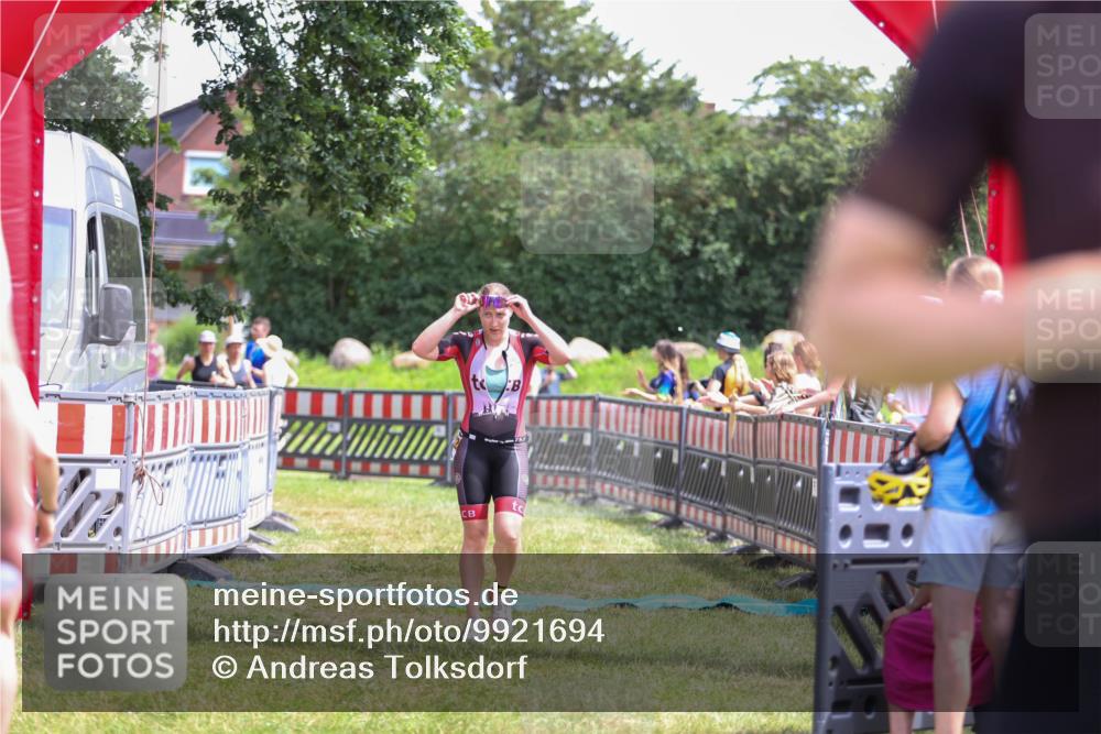 21.06.2026 - 29. Vierlanden-Triathlon Andreas Tolksdorf http://msf.ph/oto/9921694 21.06.2026 13:37:44 Ziel 846, 870, 1002 meine-sportfotos.de