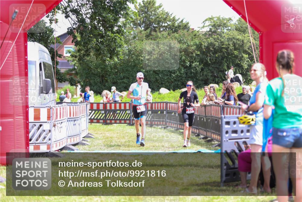 21.06.2026 - 29. Vierlanden-Triathlon Andreas Tolksdorf http://msf.ph/oto/9921816 21.06.2026 13:39:28 Ziel 115, 225 meine-sportfotos.de
