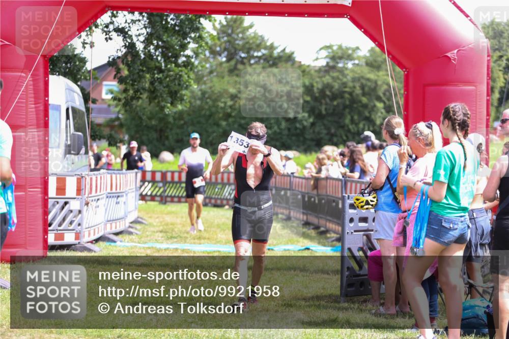 21.06.2026 - 29. Vierlanden-Triathlon Andreas Tolksdorf http://msf.ph/oto/9921958 21.06.2026 13:41:56 Ziel 33, 124 meine-sportfotos.de