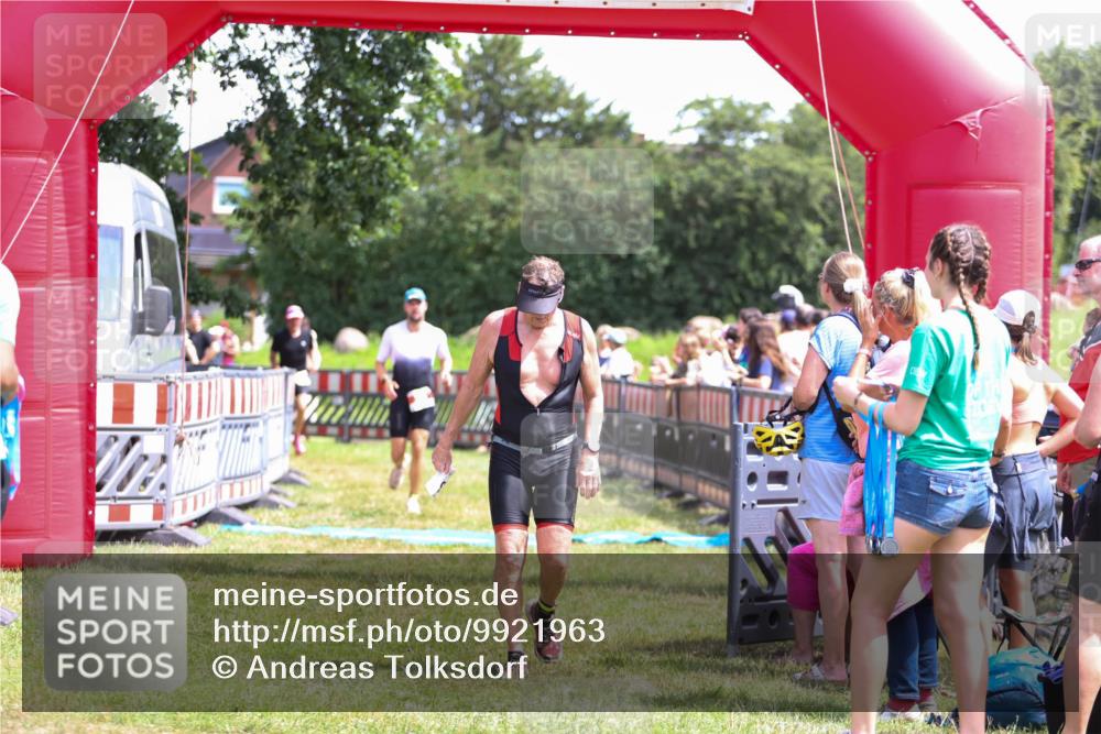 21.06.2026 - 29. Vierlanden-Triathlon Andreas Tolksdorf http://msf.ph/oto/9921963 21.06.2026 13:41:57 Ziel 33, 124 meine-sportfotos.de