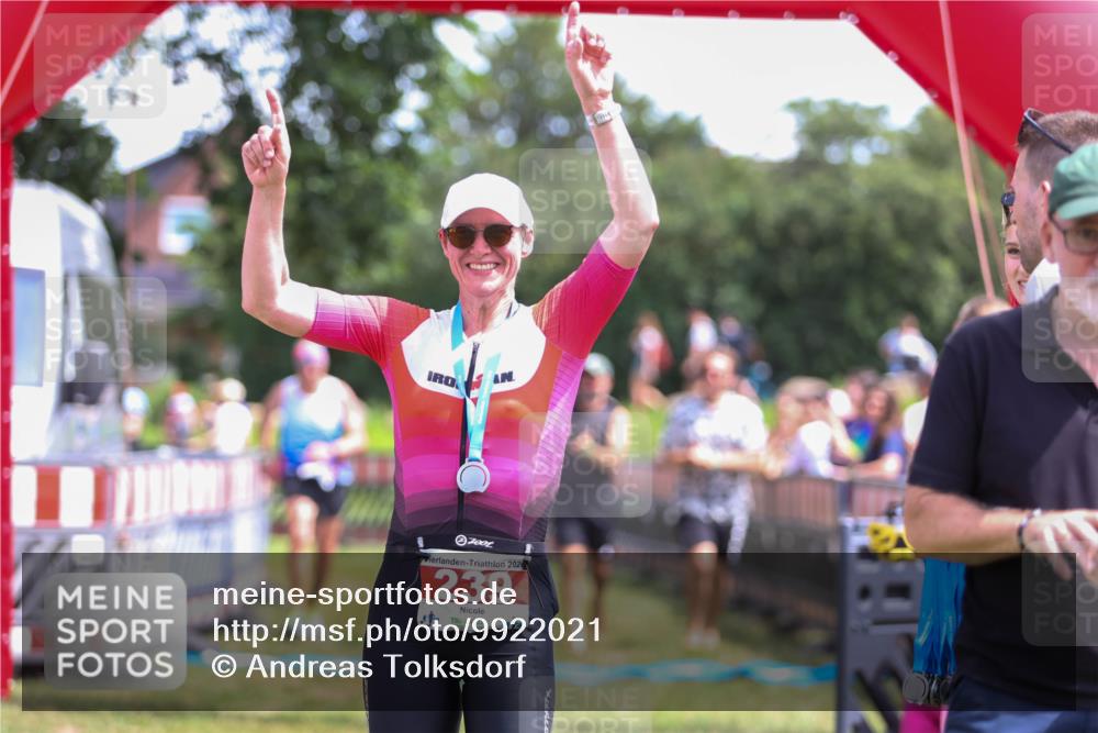 21.06.2026 - 29. Vierlanden-Triathlon Andreas Tolksdorf http://msf.ph/oto/9922021 21.06.2026 13:43:09 Ziel 284 meine-sportfotos.de