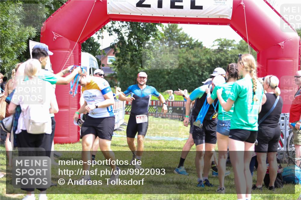 21.06.2026 - 29. Vierlanden-Triathlon Andreas Tolksdorf http://msf.ph/oto/9922093 21.06.2026 13:44:11 Ziel 113, 788 meine-sportfotos.de