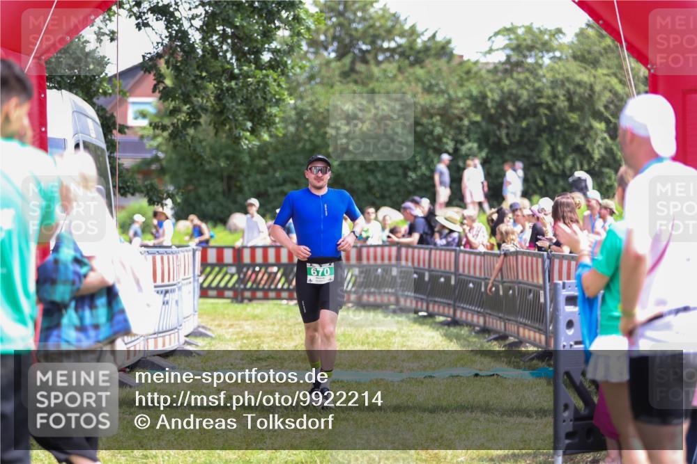 21.06.2026 - 29. Vierlanden-Triathlon Andreas Tolksdorf http://msf.ph/oto/9922214 21.06.2026 13:47:59 Ziel 87, 670 meine-sportfotos.de