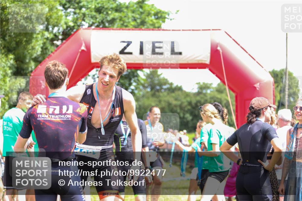 21.06.2026 - 29. Vierlanden-Triathlon Andreas Tolksdorf http://msf.ph/oto/9922477 21.06.2026 13:52:49 Ziel 20, 257 meine-sportfotos.de