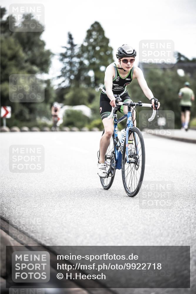 21.06.2026 - 29. Vierlanden-Triathlon H.Heesch http://msf.ph/oto/9922718 21.06.2026 12:34:29 Radfahren 1009 meine-sportfotos.de