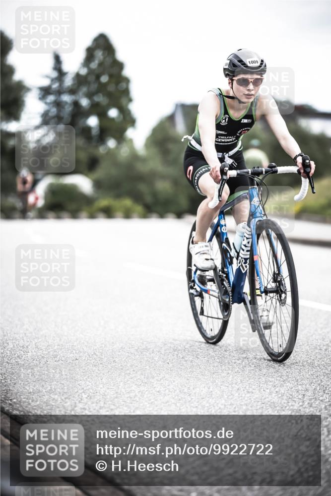 21.06.2026 - 29. Vierlanden-Triathlon H.Heesch http://msf.ph/oto/9922722 21.06.2026 12:34:29 Radfahren 1009 meine-sportfotos.de