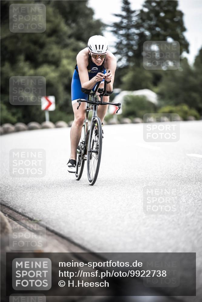 21.06.2026 - 29. Vierlanden-Triathlon H.Heesch http://msf.ph/oto/9922738 21.06.2026 12:34:40 Radfahren 1013 meine-sportfotos.de